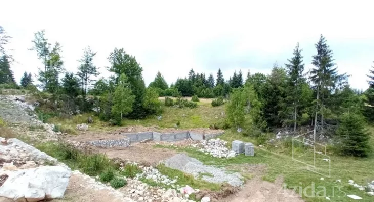 Plac | 4zida