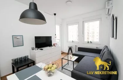 KRALJEVIĆA MARKA | 4zida.rs