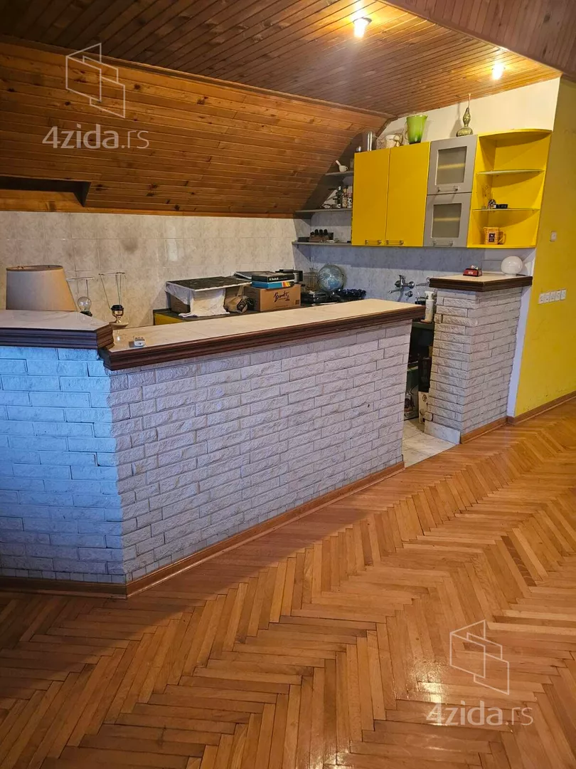 3-etažna kuća | 4zida