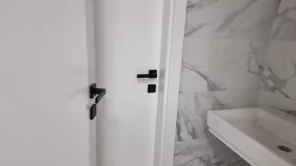 Lovćenska | 4zida.rs