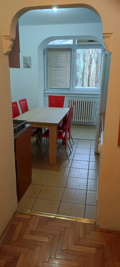 Krfska 2 | 4zida.rs