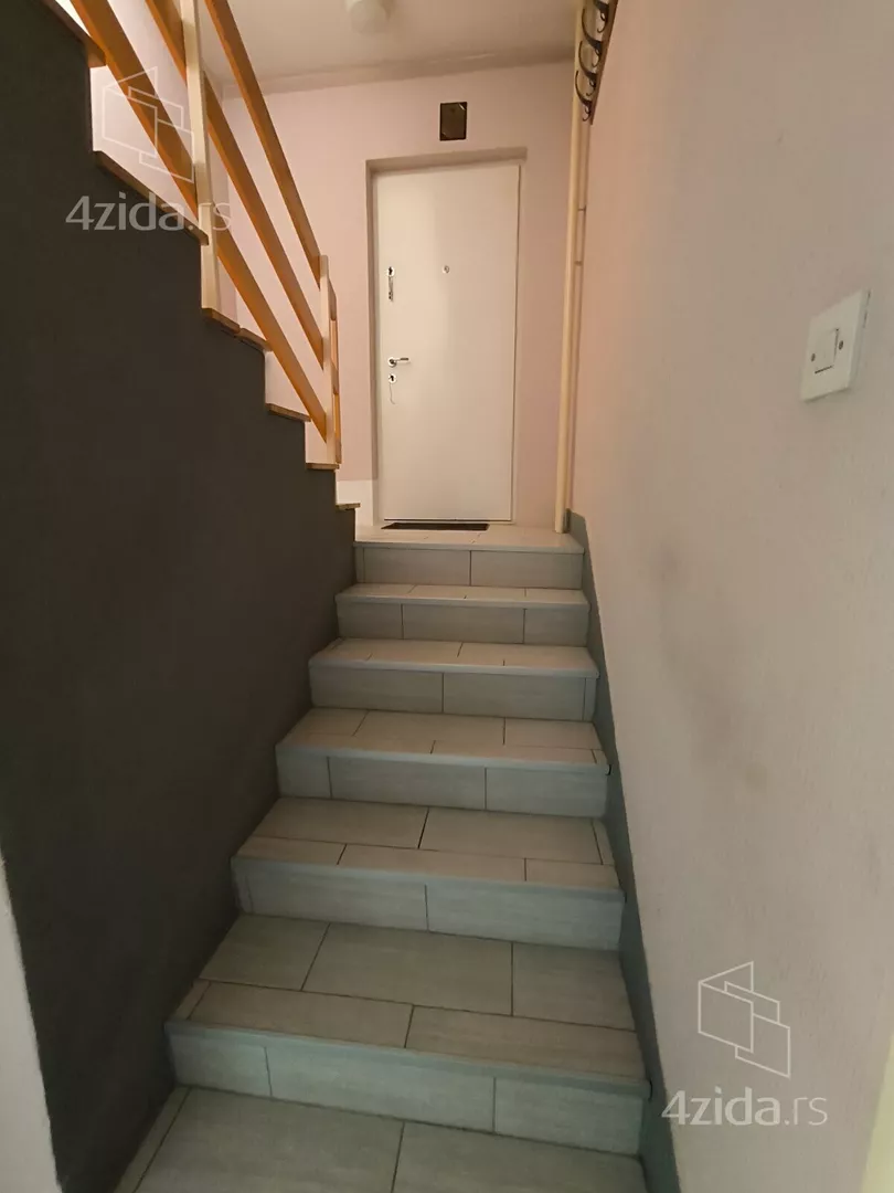 4-etažna kuća | 4zida