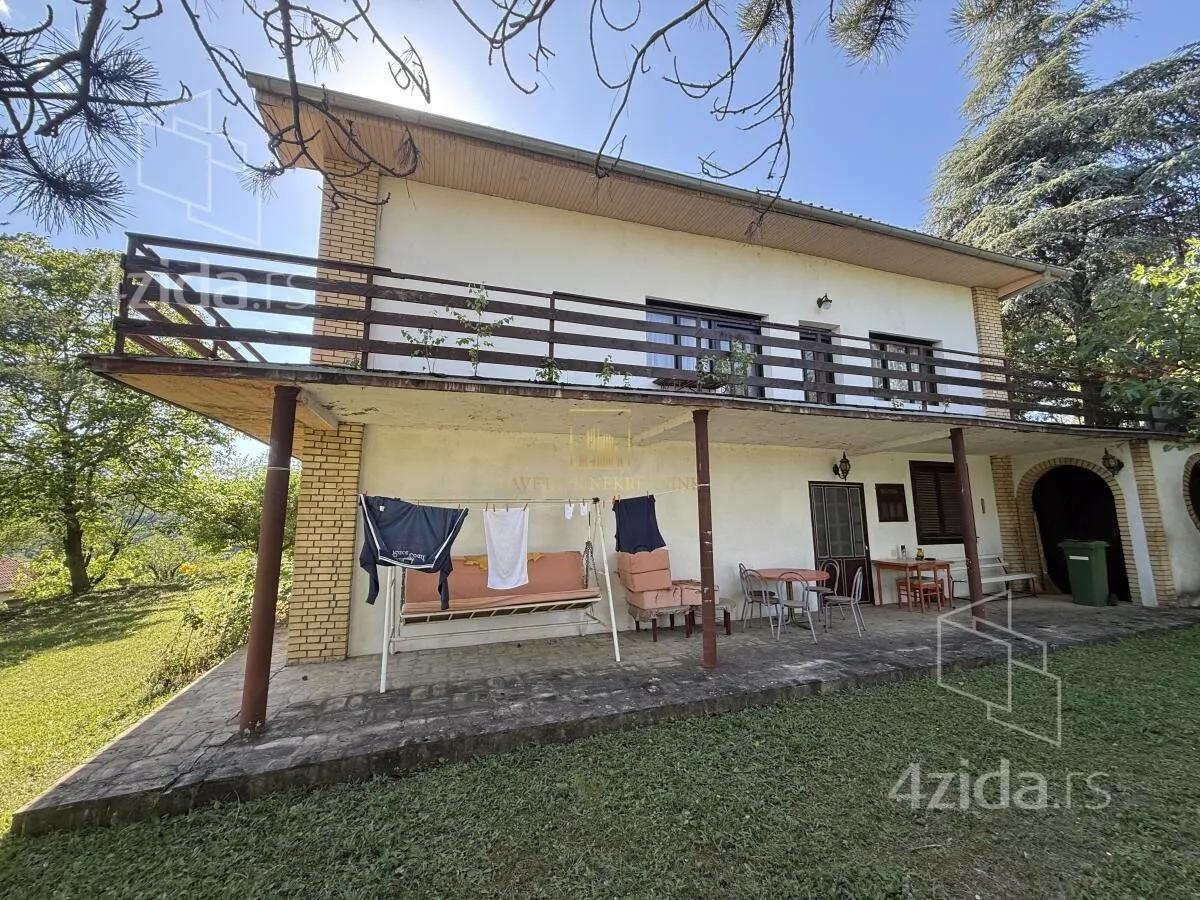 Kuća | 4zida
