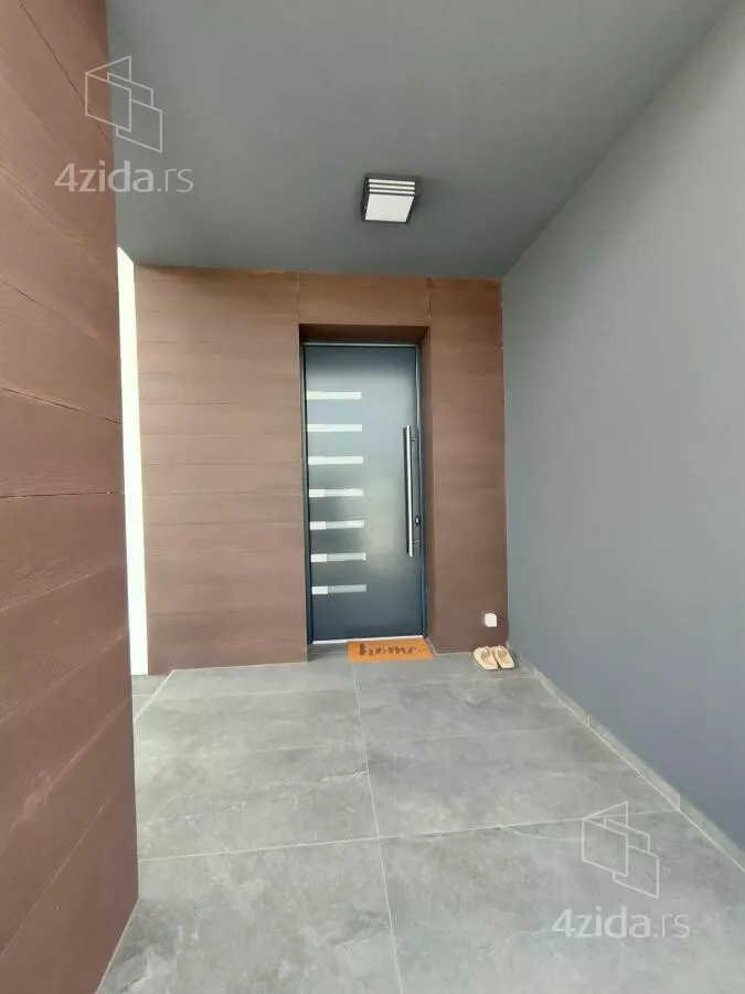 Kuća | 4zida