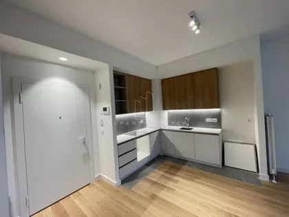 Nikolaja Kravcova | 4zida.rs