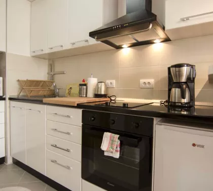 Crveni Krst Vračar | 4zida.rs