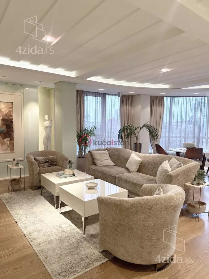 Četvoroiposoban stan | 4zida