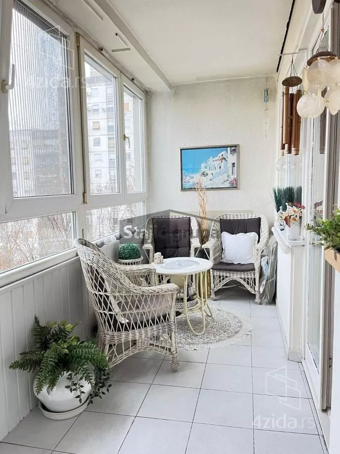 Troiposoban stan | 4zida