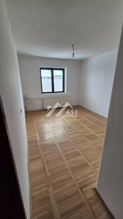 Zorana Radmilovića | 4zida.rs