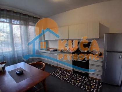 Obrenovićeva | 4zida.rs