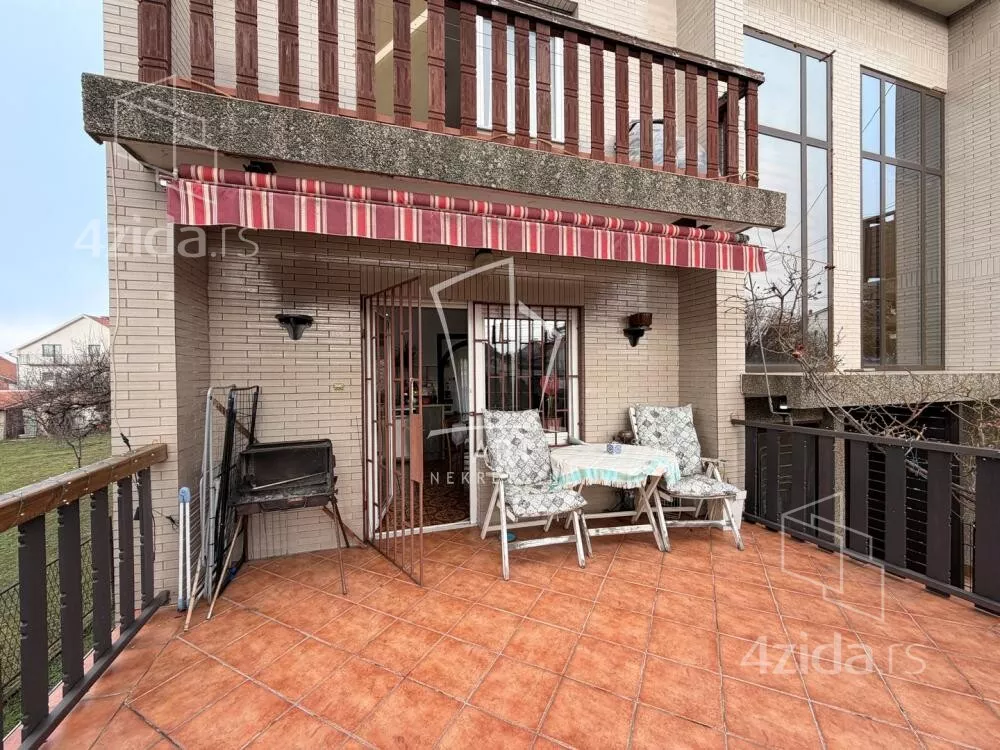 4-etažna kuća | 4zida