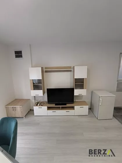 Novo Naselje | 4zida.rs