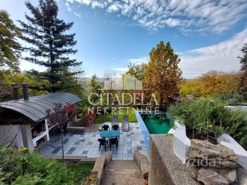 4-etažna kuća | 4zida