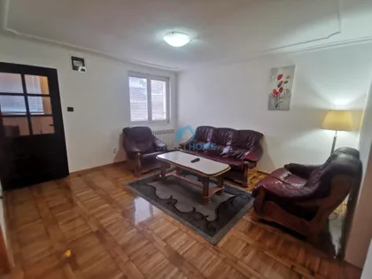 Vladimira Mitrovica | 4zida.rs