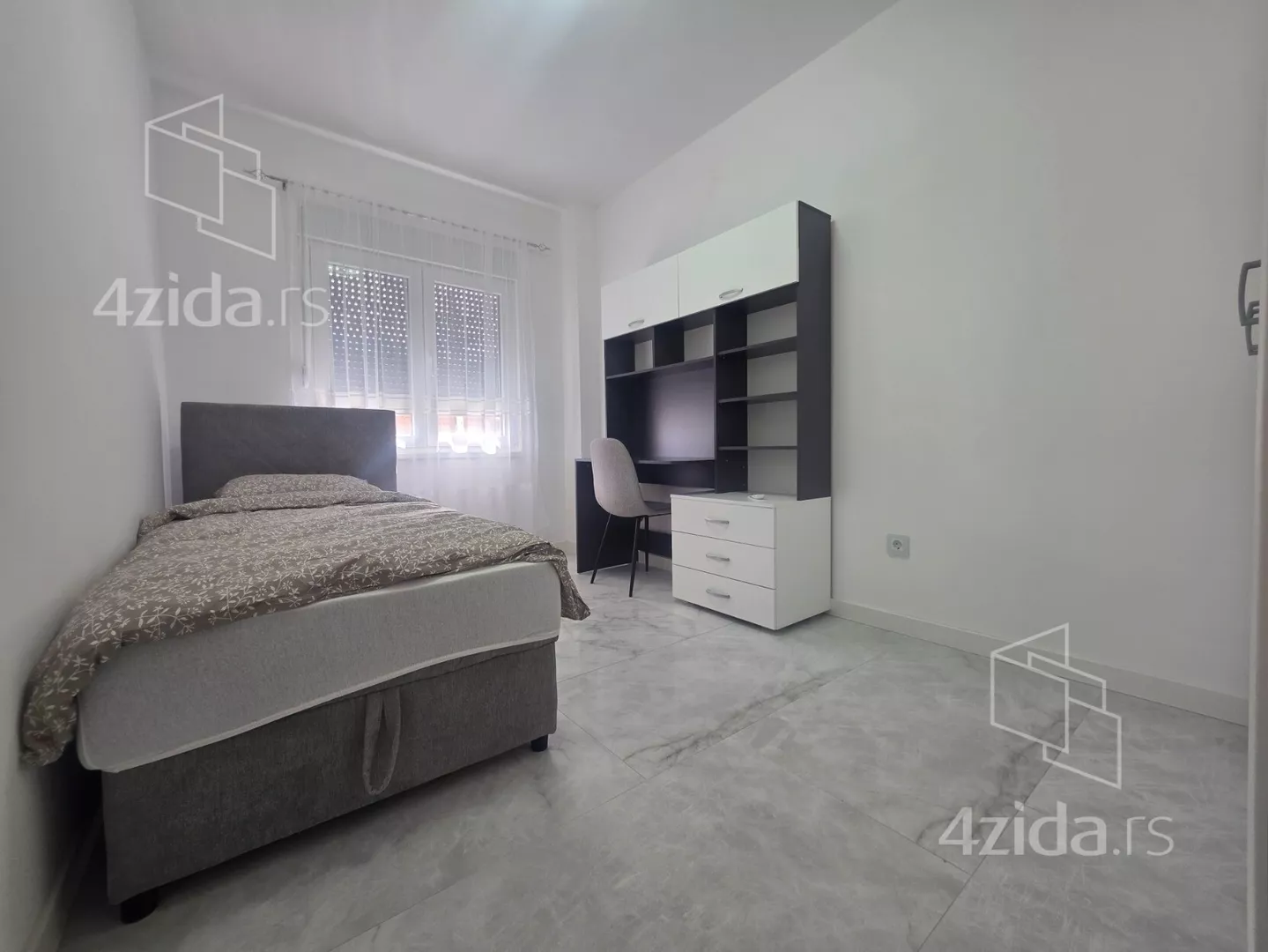 Troiposoban stan | 4zida