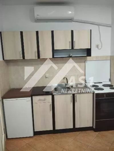 Molnar Đule | 4zida.rs