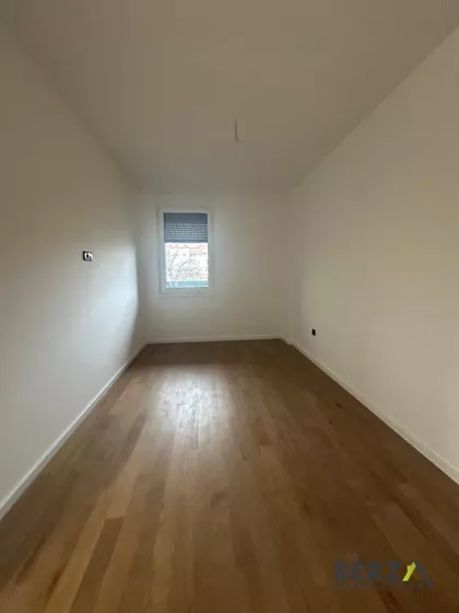 Bulevar Patrijarha Pavla (Somborski Bulevar) | 4zida.rs