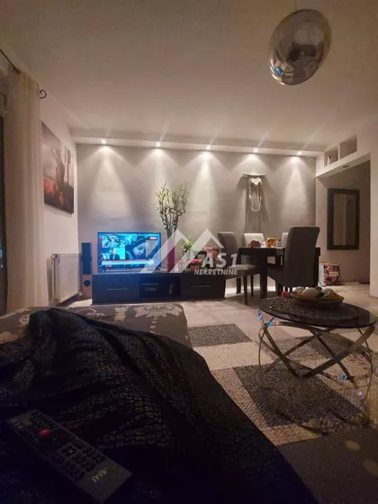 Hadži Ruvimova | 4zida.rs
