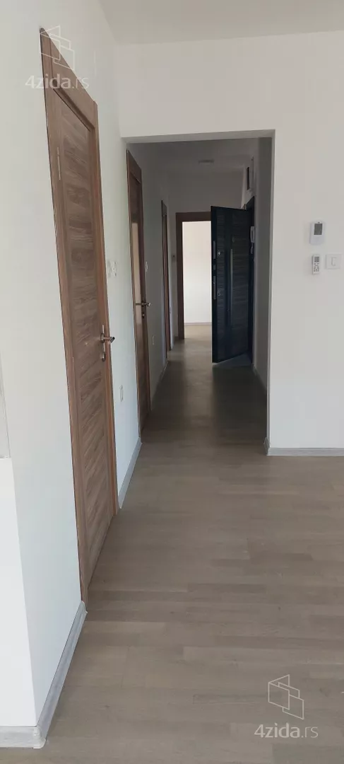 Fotografija stana 25 od 26