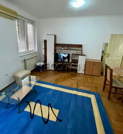 Marka Oreskovica | 4zida.rs