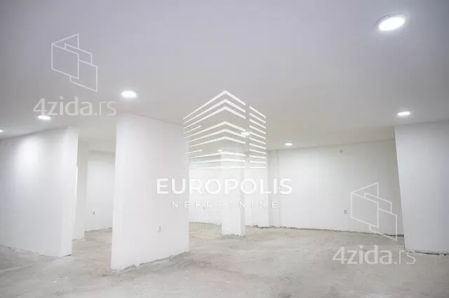 Poslovni prostor | 4zida