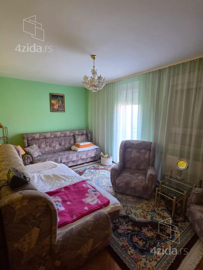 3-etažna kuća | 4zida
