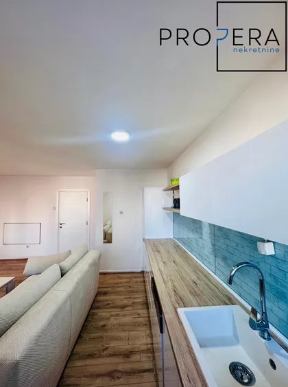 Trg Učitelj Tase | 4zida.rs