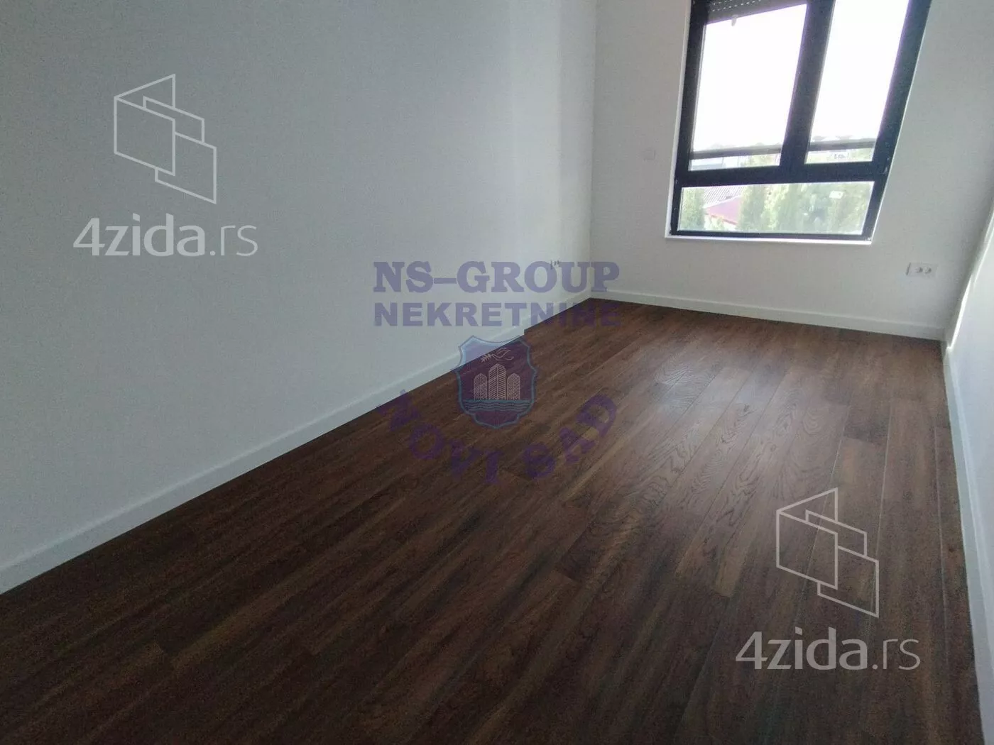 Šestosoban stan | 4zida