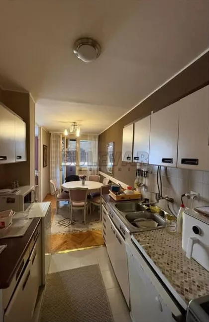 Vizantijski bulevar | 4zida.rs