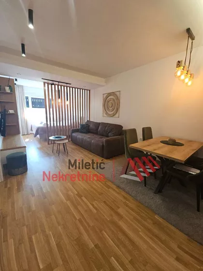 Gradske lokacije | 4zida.rs