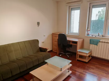 Ćirpanova | 4zida.rs