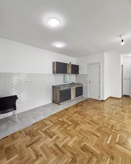 Miloša Obrenovića | 4zida.rs