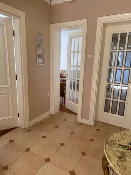 Prvomajska | 4zida.rs