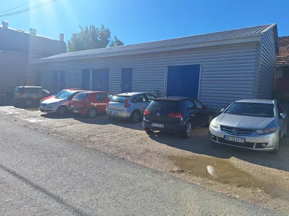 DOBANOVACKA PETLJA | 4zida.rs