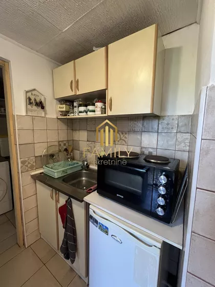 Zanoš | 4zida.rs