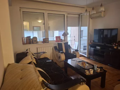 Rade Končara | 4zida.rs