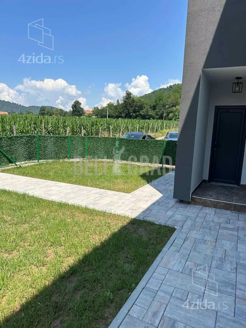 Kuća | 4zida