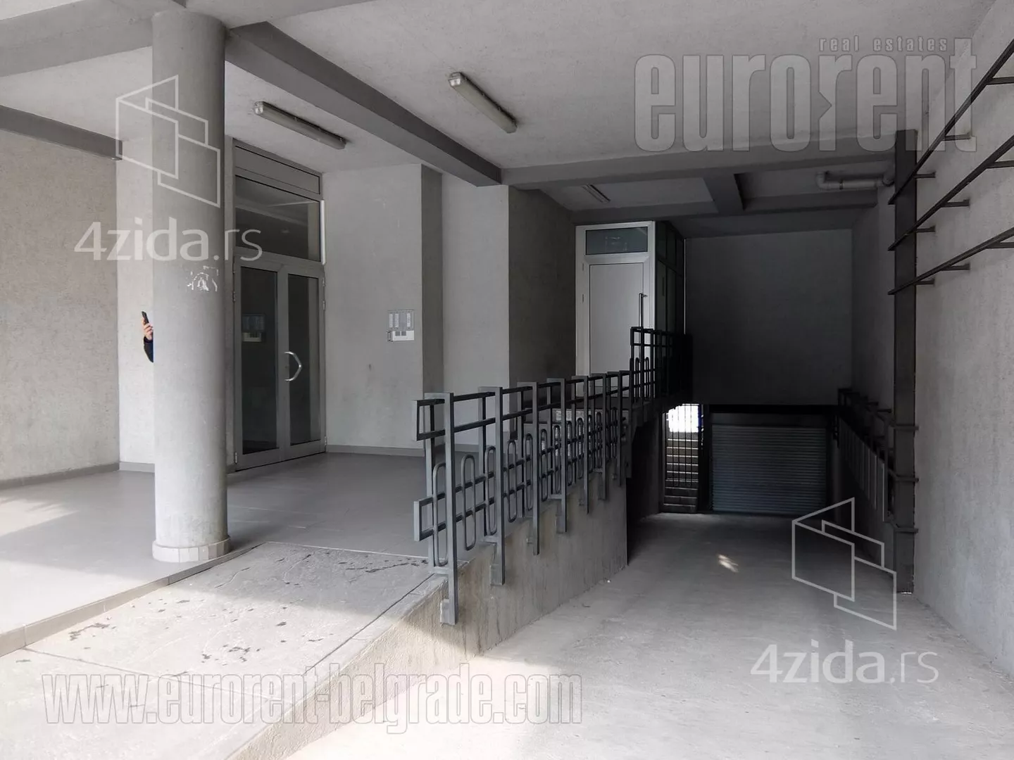 Poslovni prostor | 4zida