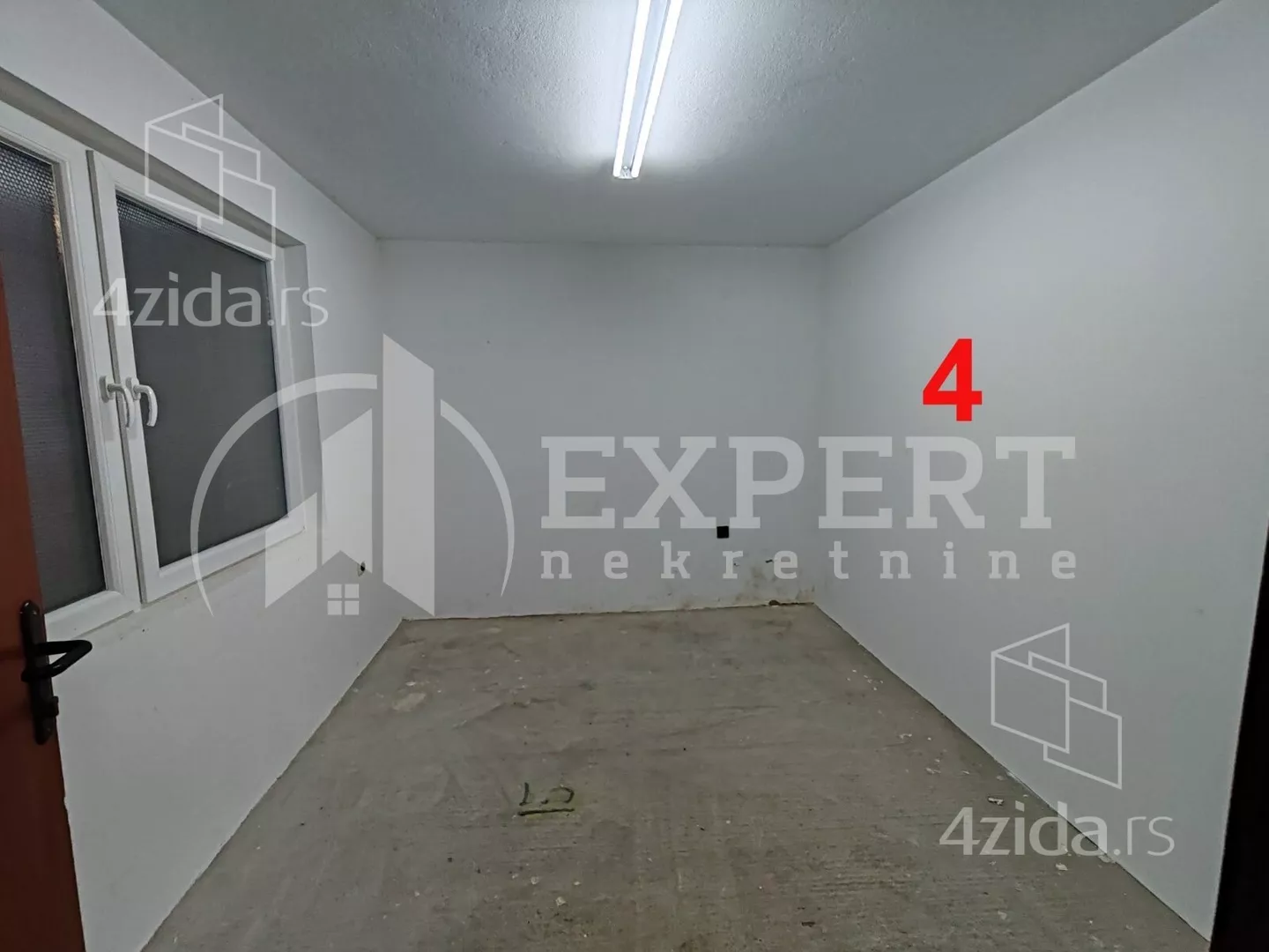 Lokal | 4zida