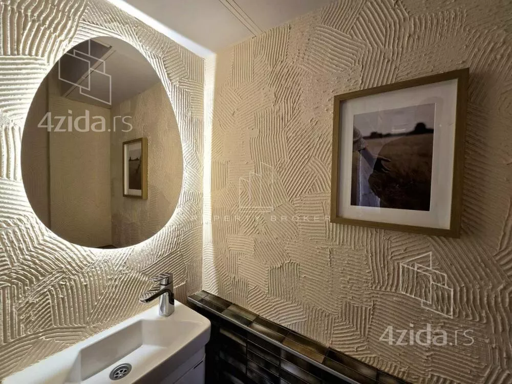 Lokal | 4zida