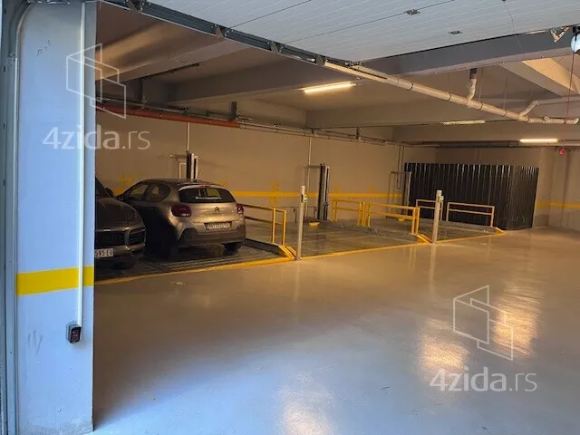 Parking | 4zida