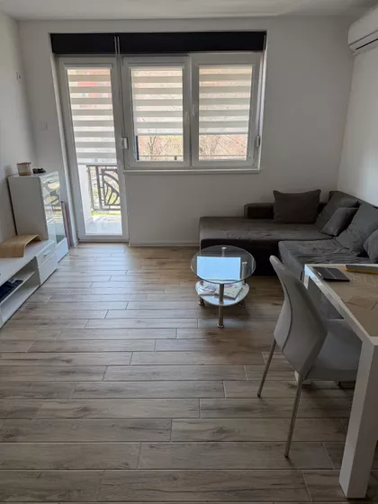 Žarka Zrenjanina | 4zida.rs