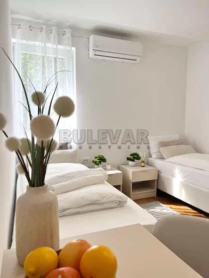 Bulevar svetog cara | 4zida.rs