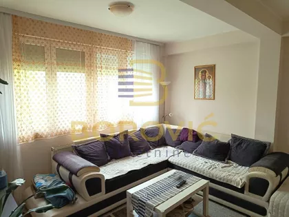 Labudovo Brdo | 4zida.rs