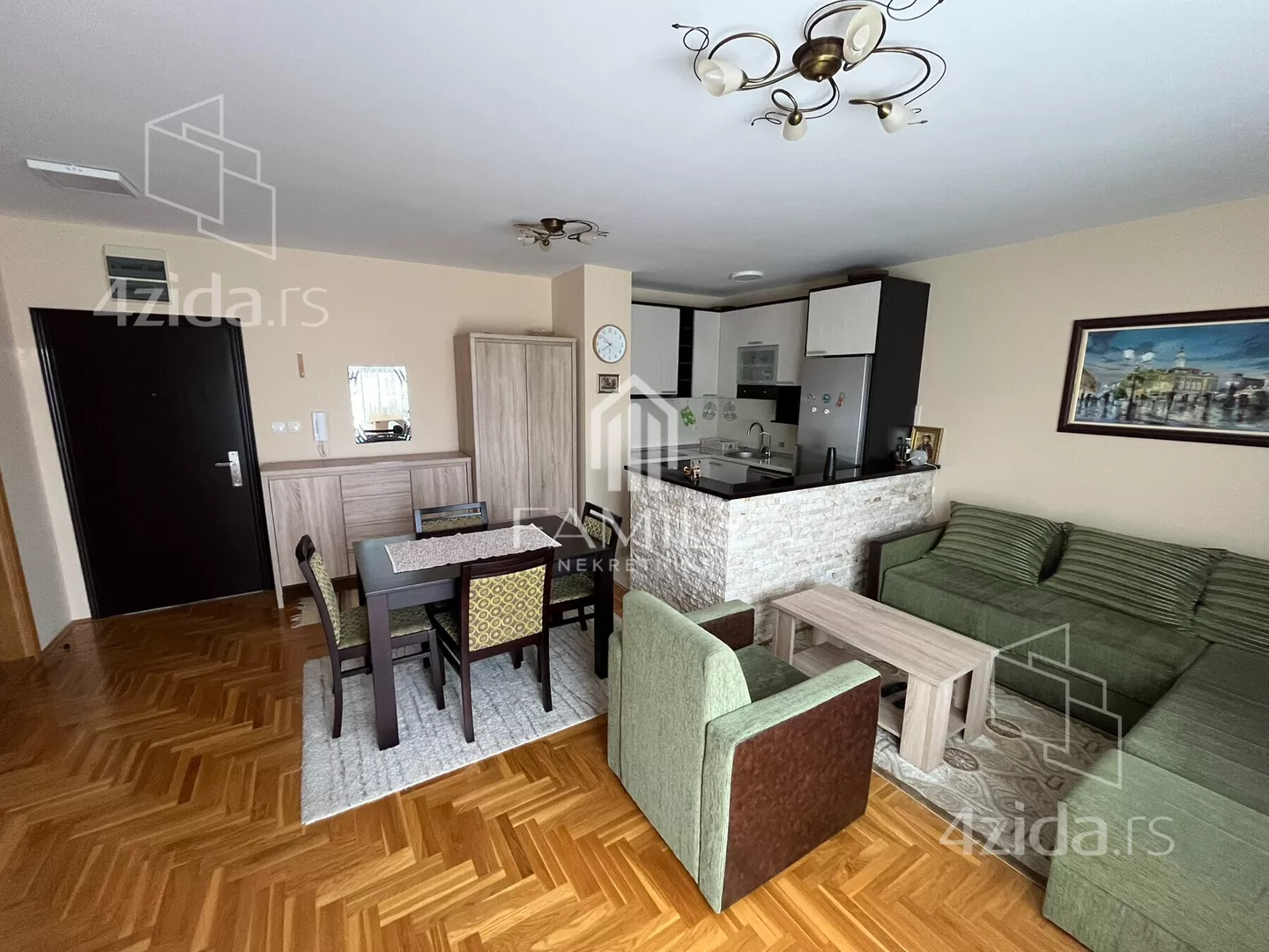 Jednoiposoban stan | 4zida