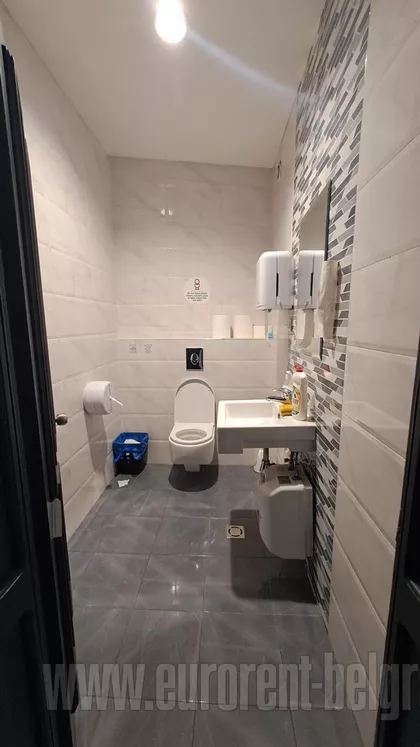 KNEZ MIHAILOVA | 4zida.rs