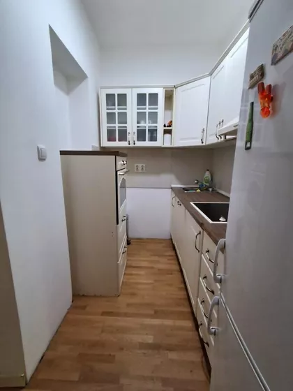 Podbara | 4zida.rs