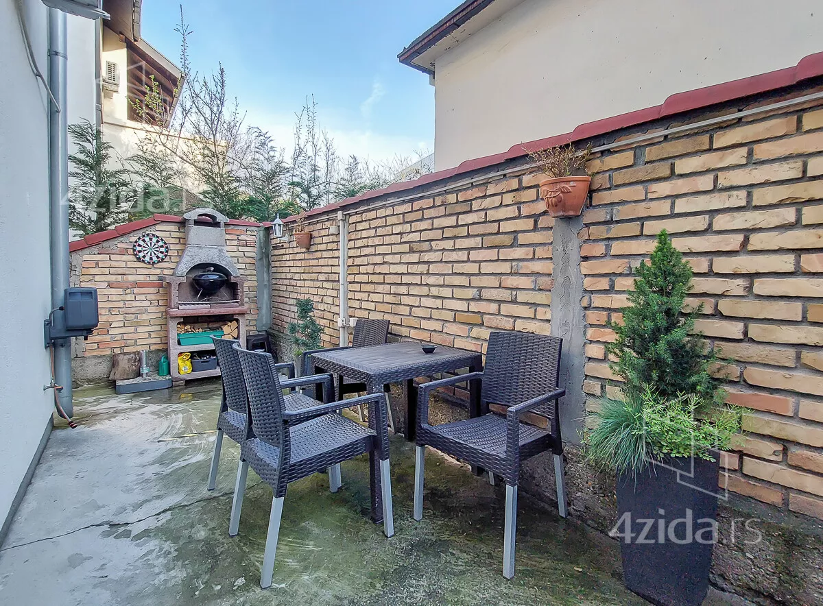 Kuća | 4zida