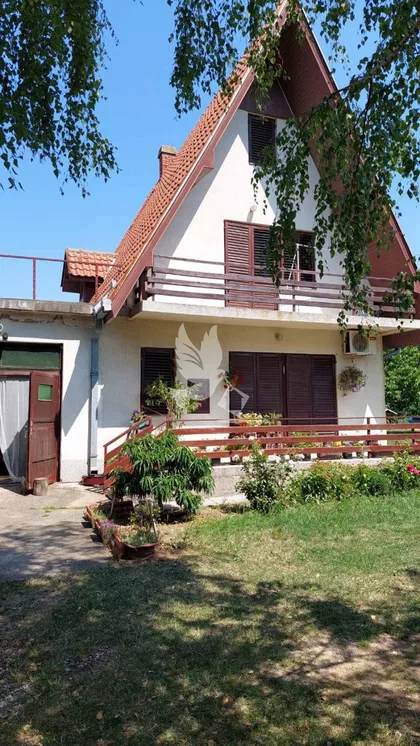 Pružatovac | 4zida.rs