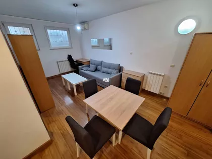 Ljubljanska | 4zida.rs